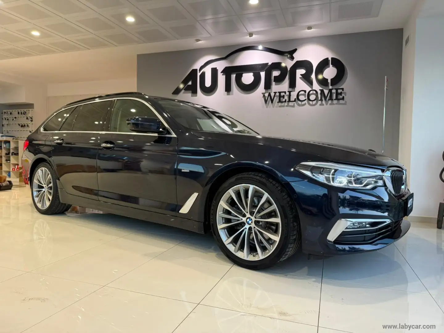 BMW 520 520d Touring Luxury Blu/Azzurro - 2
