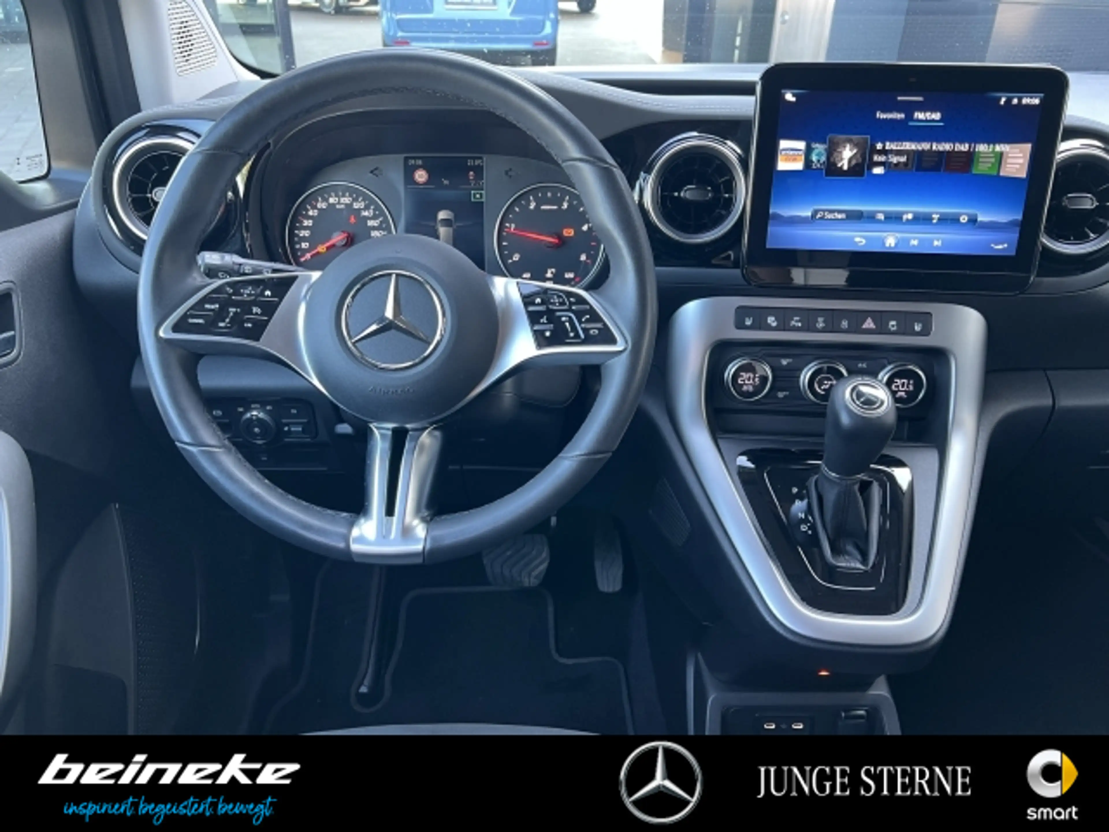 Mercedes-Benz T-Class T 180 d PROGRESSIVE ED. AHK*Navi*LED*RFK*4Season — photo 9