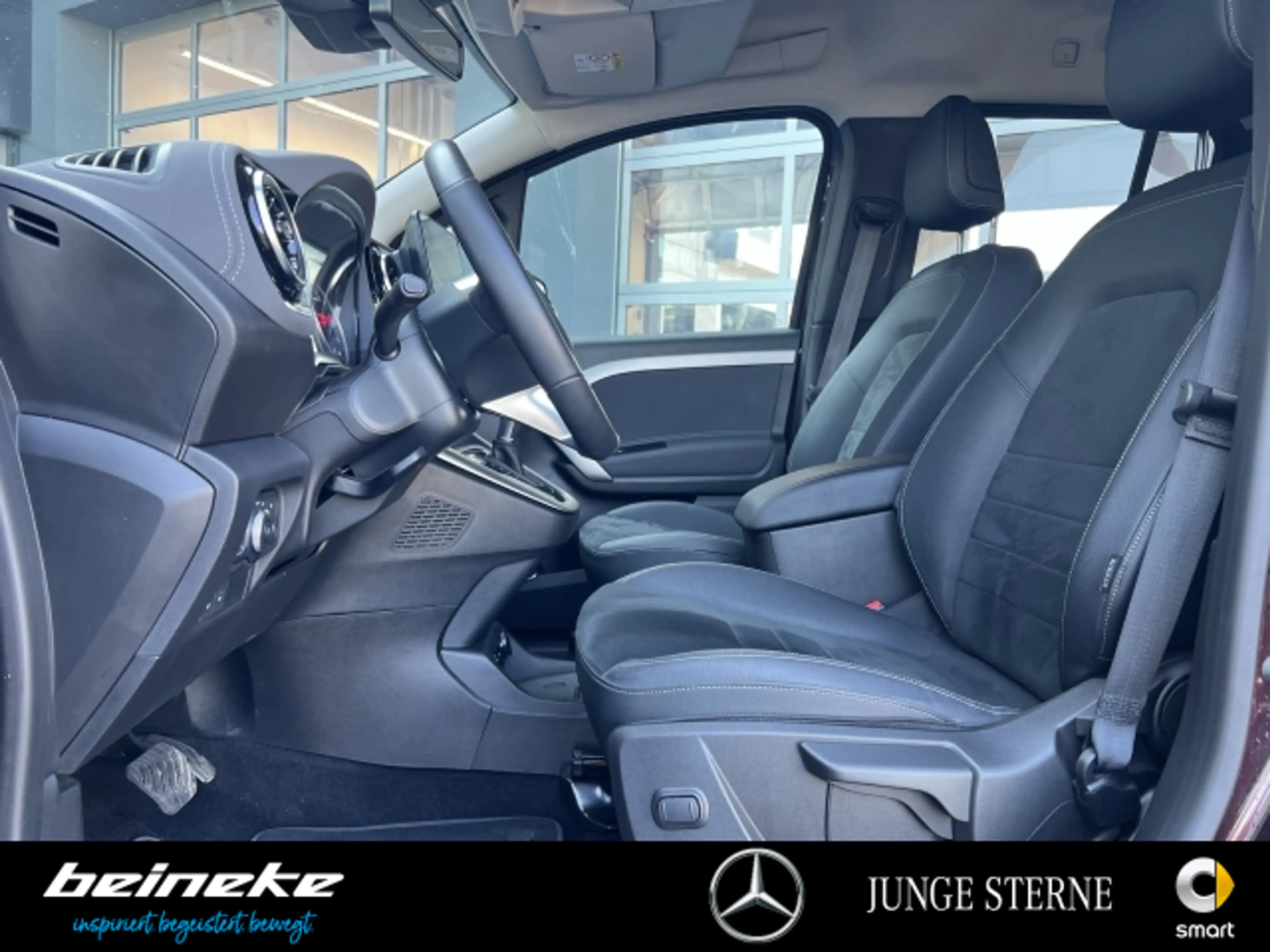 Mercedes-Benz T-Class T 180 d PROGRESSIVE ED. AHK*Navi*LED*RFK*4Season — photo 13