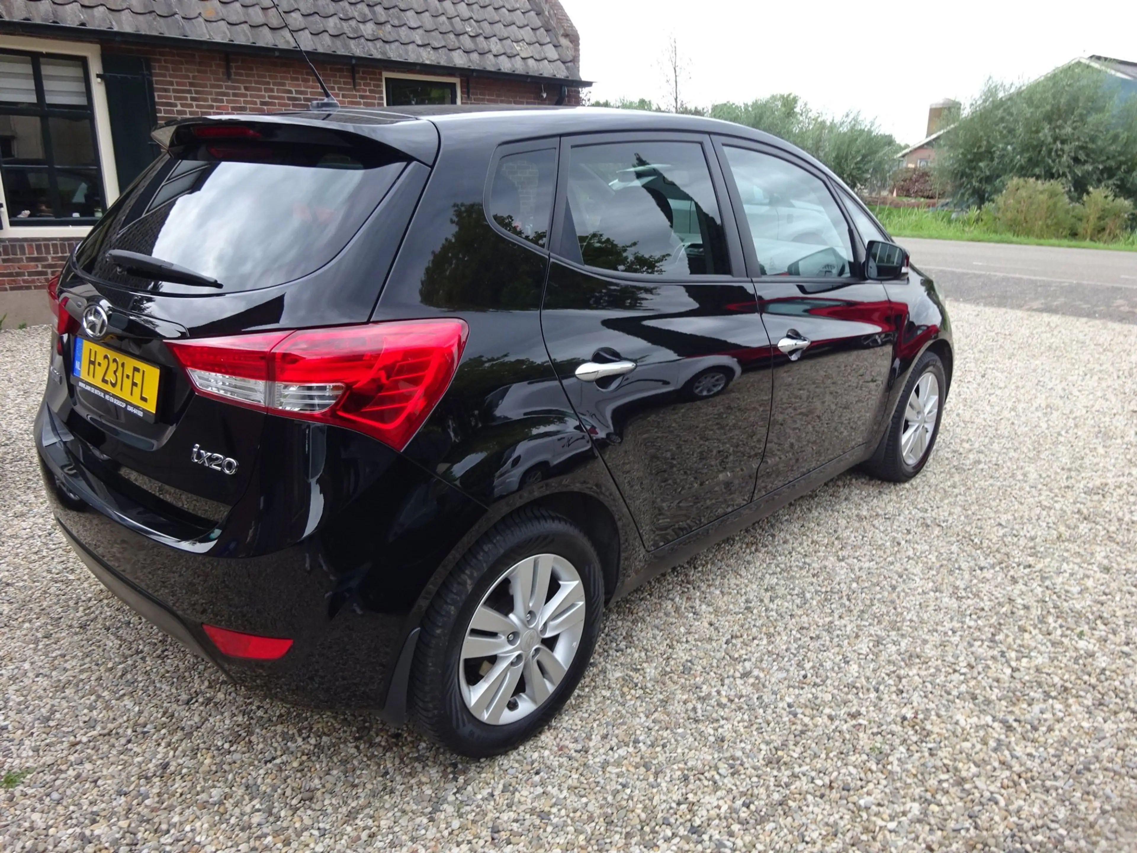 Hyundai iX20 1.6i i-Catcher Automaat, Climate controle, Navigat — photo 4
