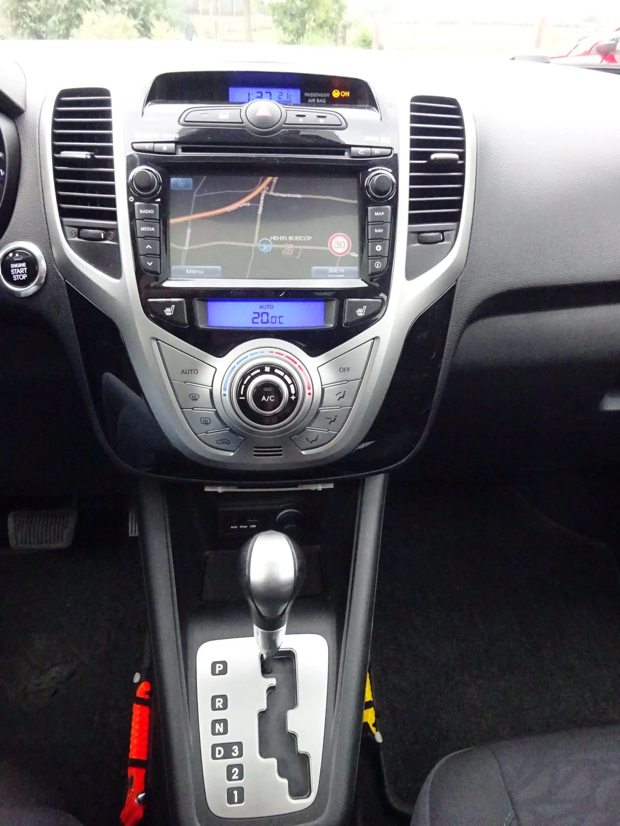 Hyundai iX20 1.6i i-Catcher Automaat, Climate controle, Navigat — photo 8