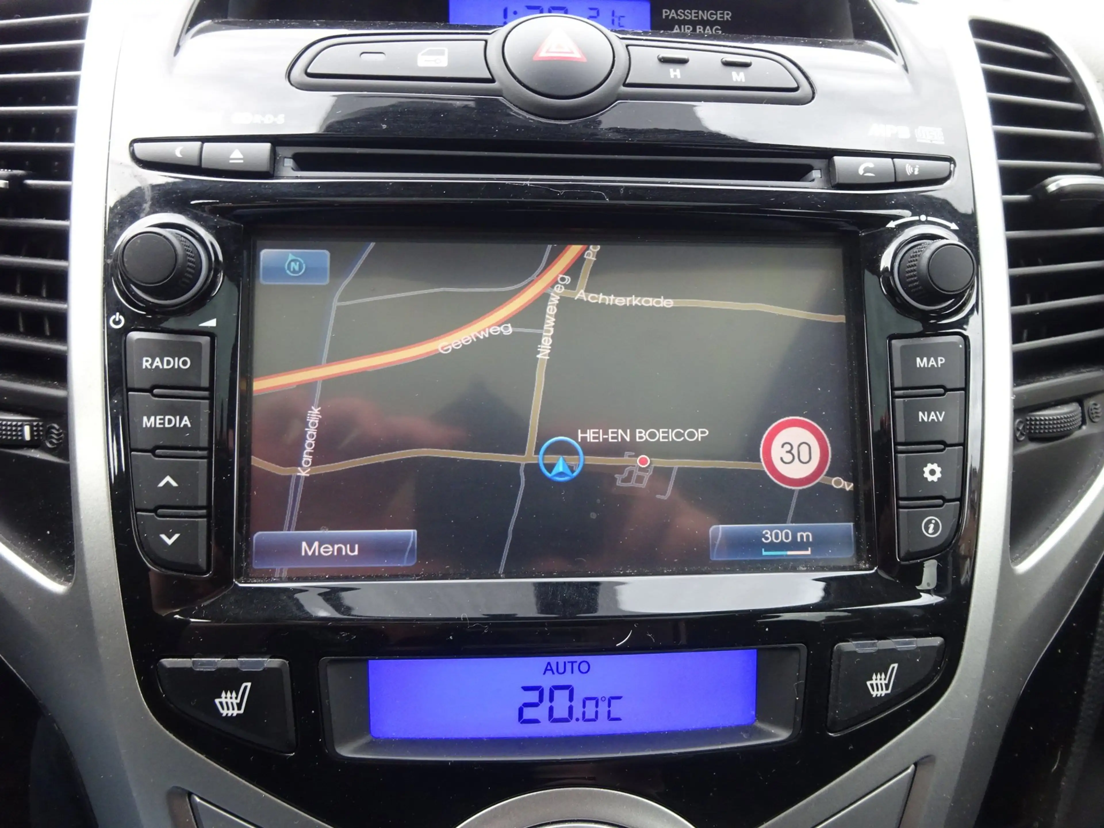 Hyundai iX20 1.6i i-Catcher Automaat, Climate controle, Navigat — photo 9