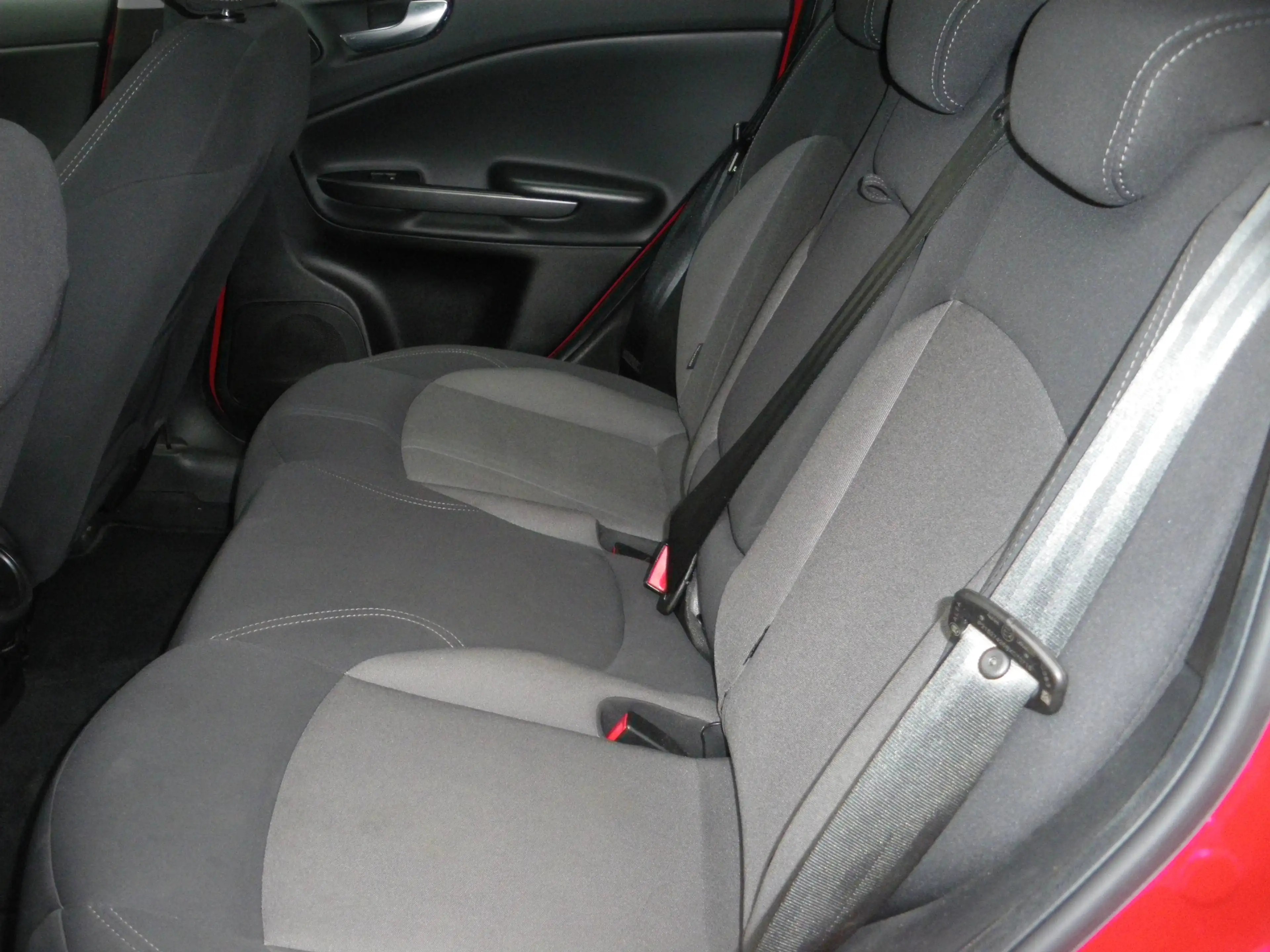Alfa Romeo Giulietta Impression, Klima, LED, Alufelgen, PDC, ZV mit FB — photo 8