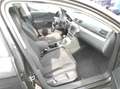 Volkswagen Passat 2.0 TDI KLIMAA SHZ NAVI EURO-4 TEMP Comfortline Schwarz - thumbnail 11