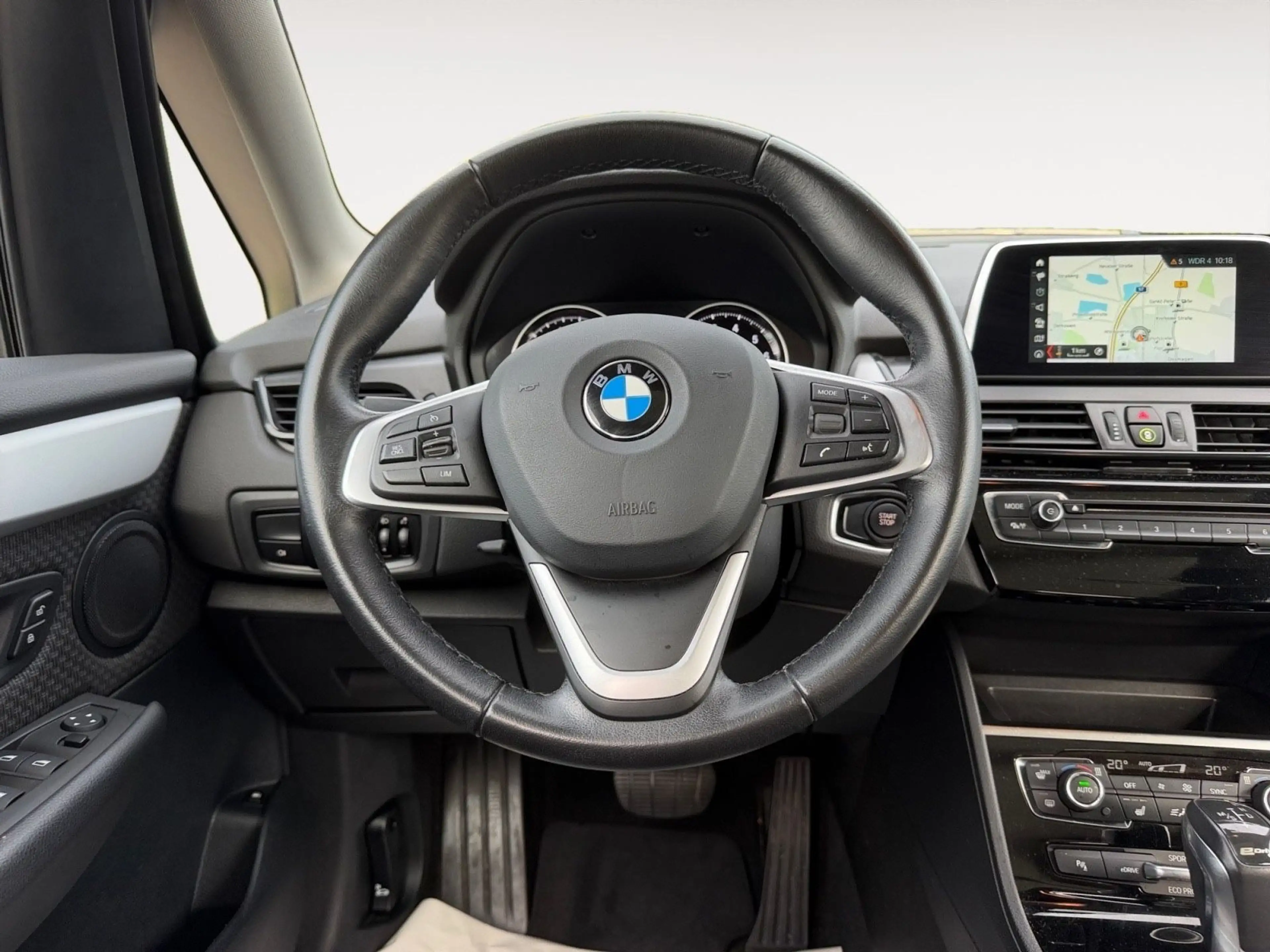 BMW 225 225 xe Panorama Navi — photo 14
