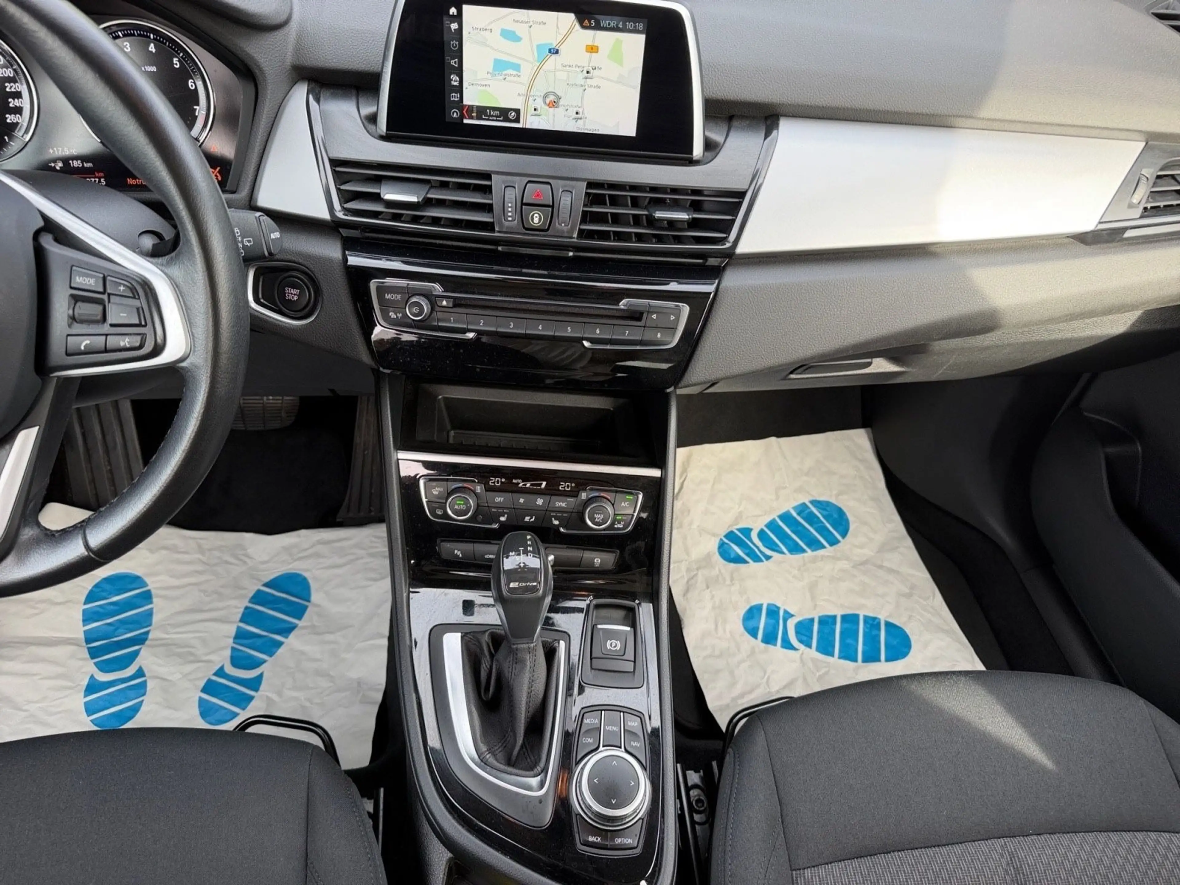 BMW 225 225 xe Panorama Navi — photo 11