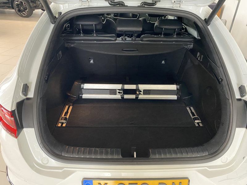 Kia ProCeed / pro_cee'd 1.6 T-GDI GT 205 PK Panoramadak /JBL Sound / stuur — photo 10