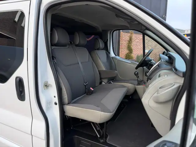 Opel Vivaro view 20