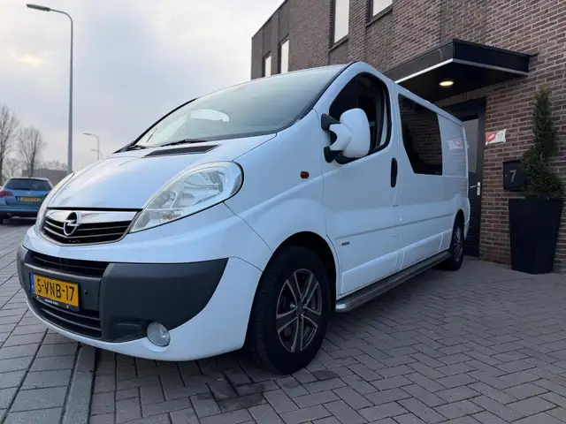 Opel Vivaro view 15