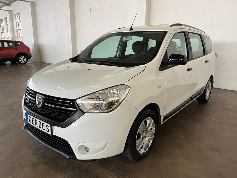Dacia Lodgy 1.3 Comfort TCe 100 — photo 4