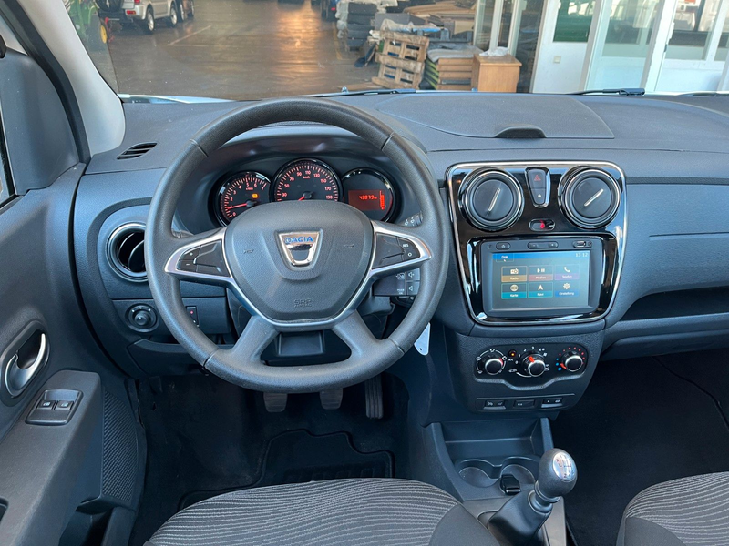 Dacia Lodgy 1.3 Comfort TCe 100 — photo 11