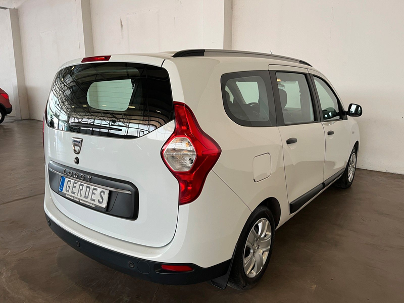 Dacia Lodgy 1.3 Comfort TCe 100 — photo 8