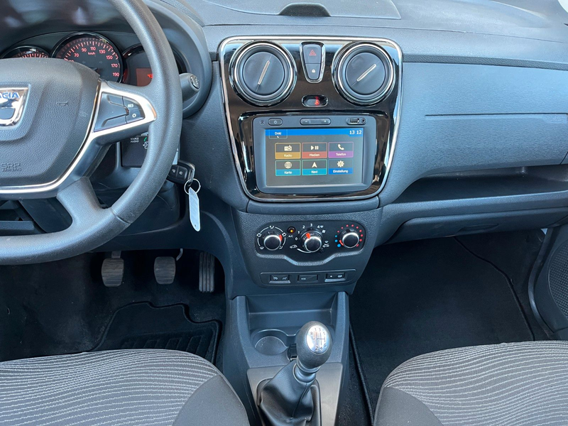 Dacia Lodgy 1.3 Comfort TCe 100 — photo 12