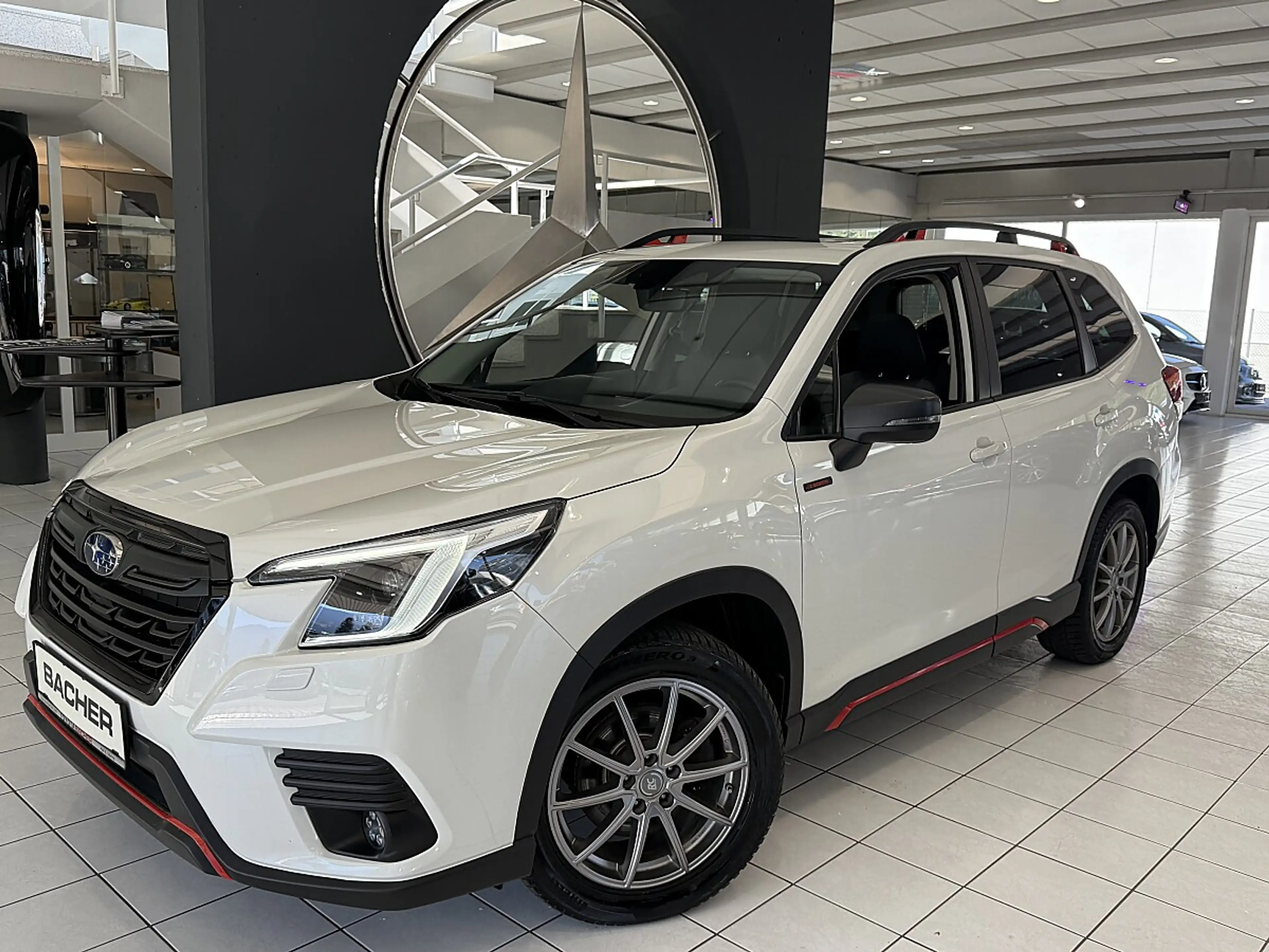 Subaru Forester 2,0i e-Boxer Sport Edition AWD Aut. — photo 2