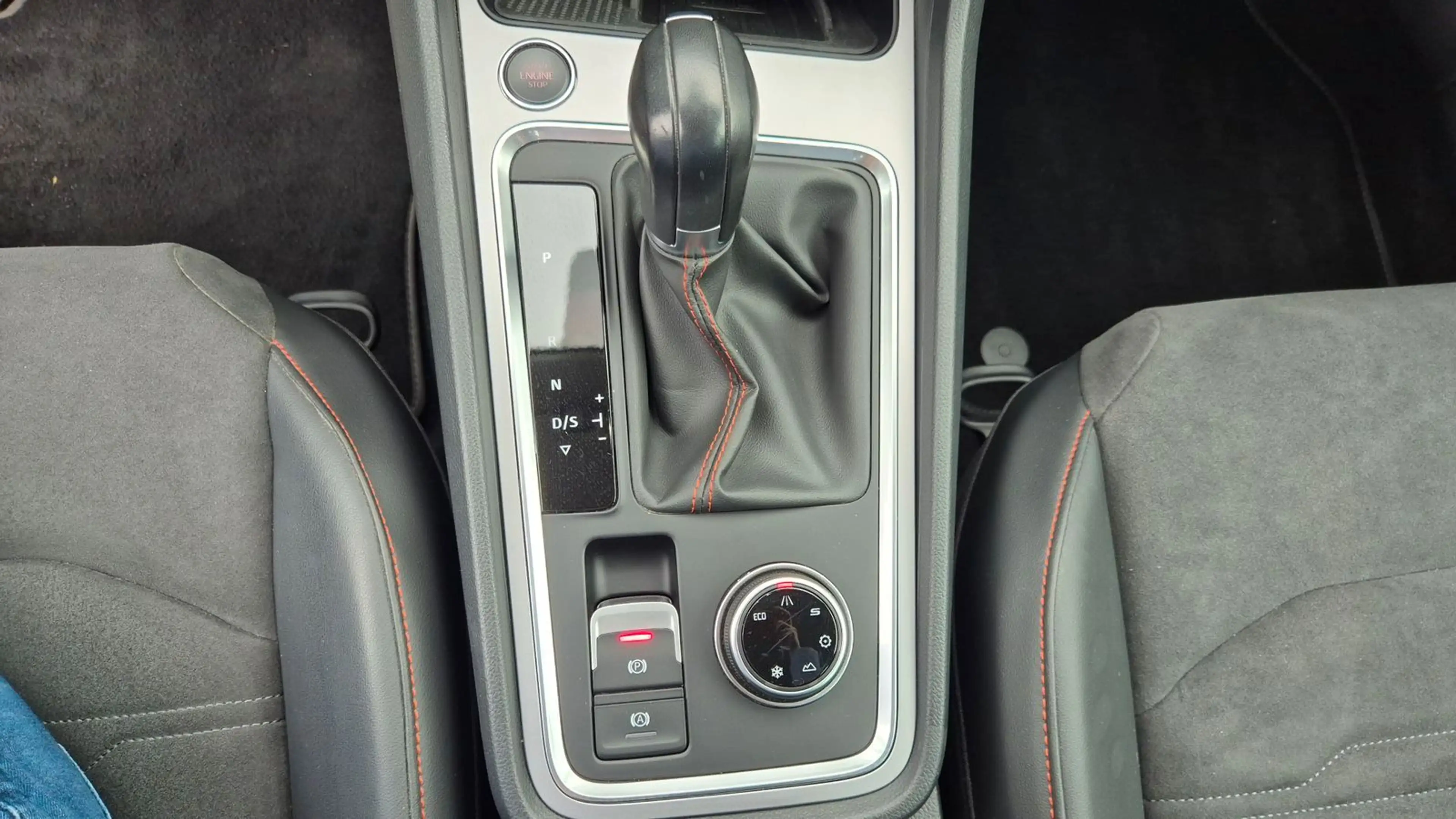 SEAT Ateca Seat Ateca FR 4Drive 2.0 TSI DSG — photo 12
