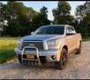 Toyota Tundra pick up Бежевий - thumbnail 1