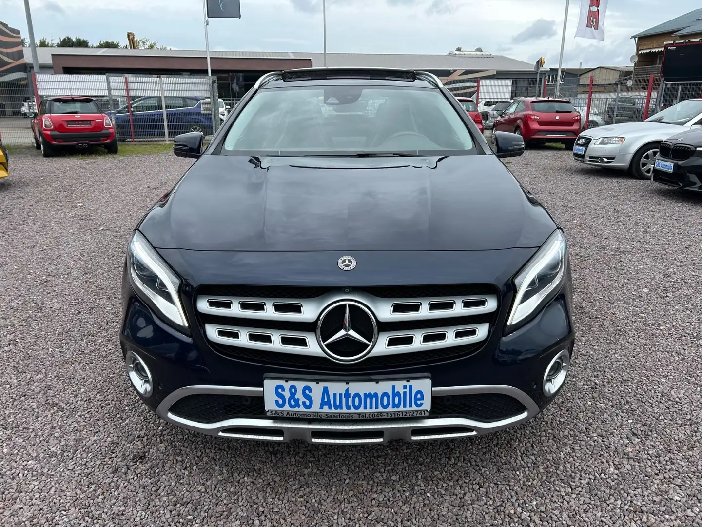 Mercedes-Benz GLA 220 4Matic Offroad *Automatik*360°Kamera*Eu6 Bleu - 2