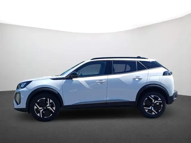 Peugeot 2008 view 4