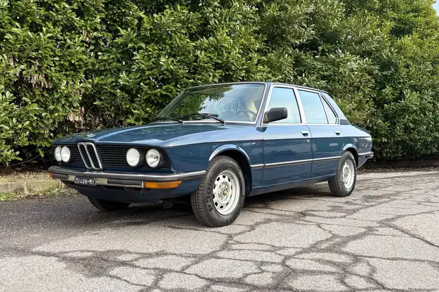BMW 518 BMW 518 Berlina