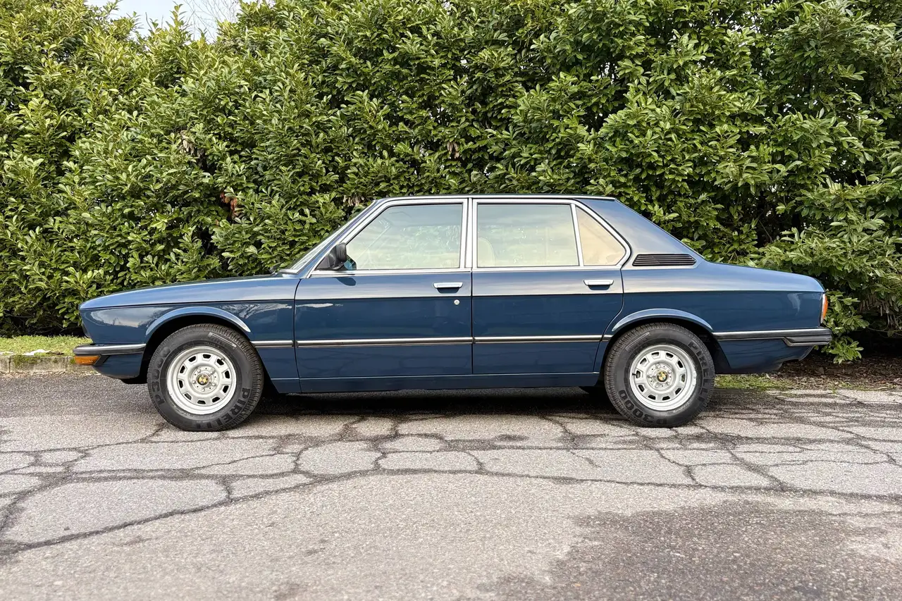 BMW 518 Berlina, foto 3
