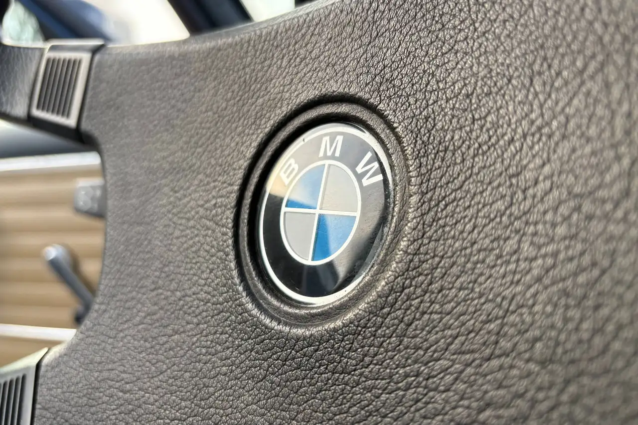 BMW 518 Berlina, foto 10
