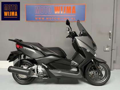 Yamaha X-Max 250 ABS