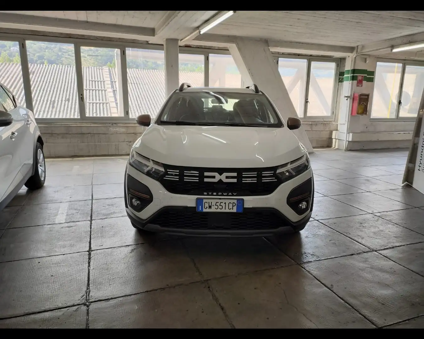 Dacia Sandero STEPWAY 1.0 TCE ECO-G EXTREME Bianco - 2