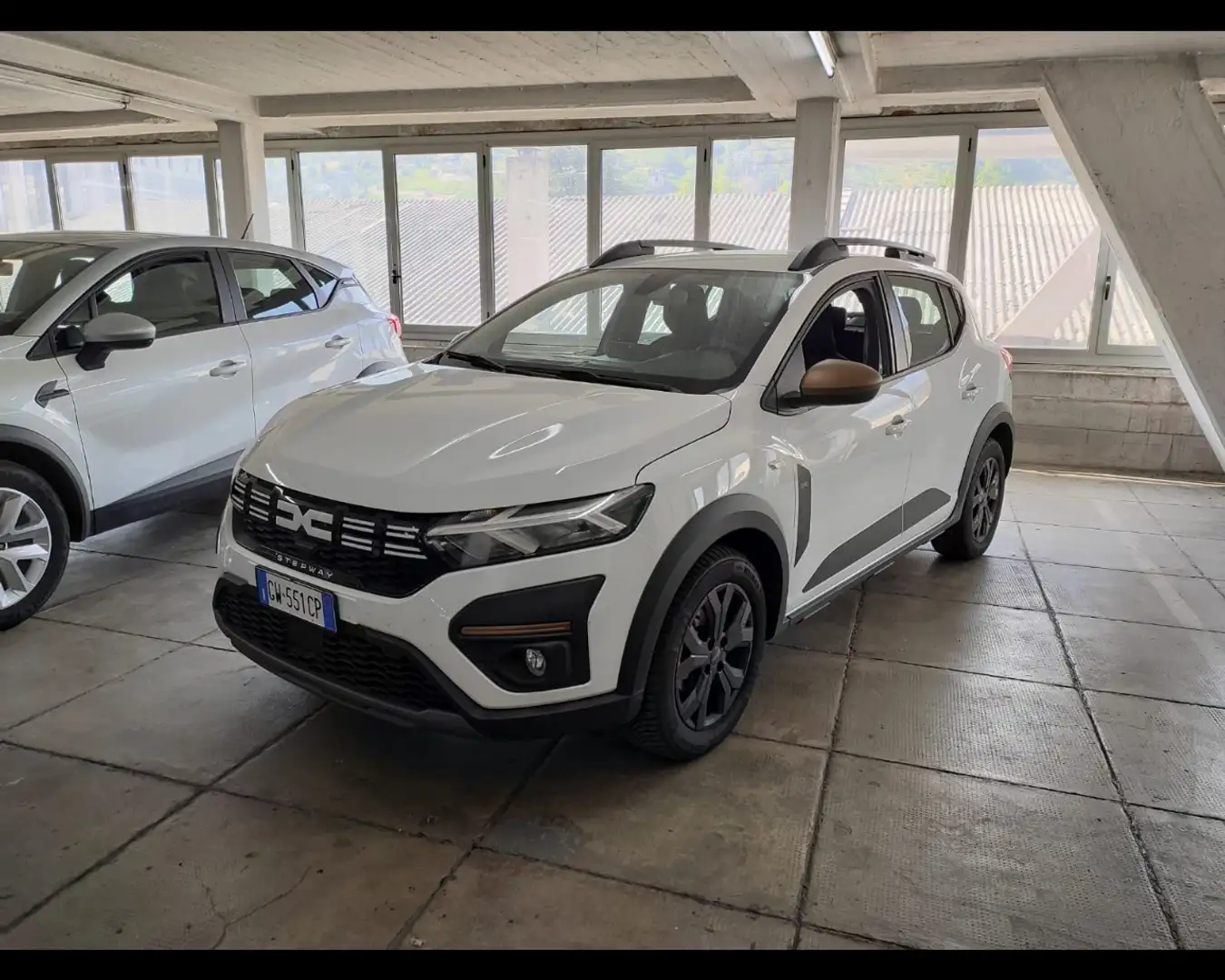 Dacia Sandero STEPWAY 1.0 TCE ECO-G EXTREME Bianco - 1