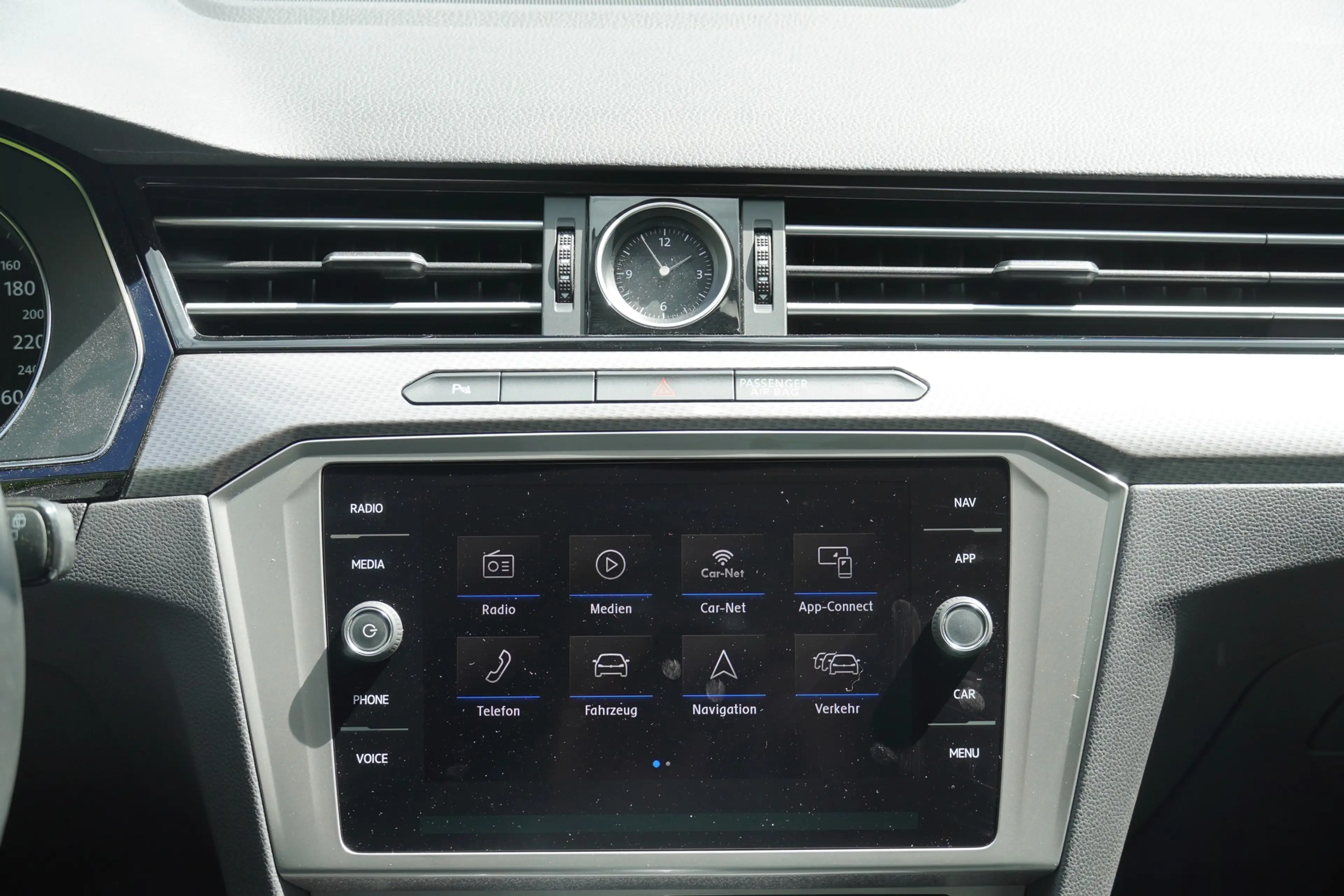 Volkswagen Passat Alltrack Passat Variant 2.0 Alltrack  4Motion LED AHK ACC — photo 11