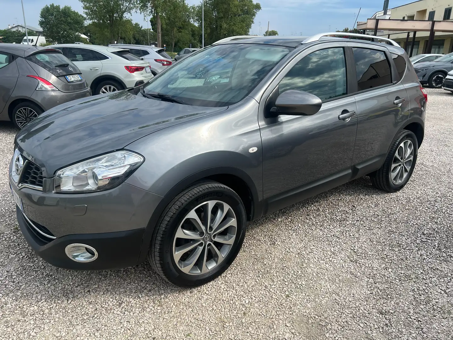 Nissan Qashqai Qashqai I 2007 2.0 dci Tekna 4x4 dpf FL Grigio - 1
