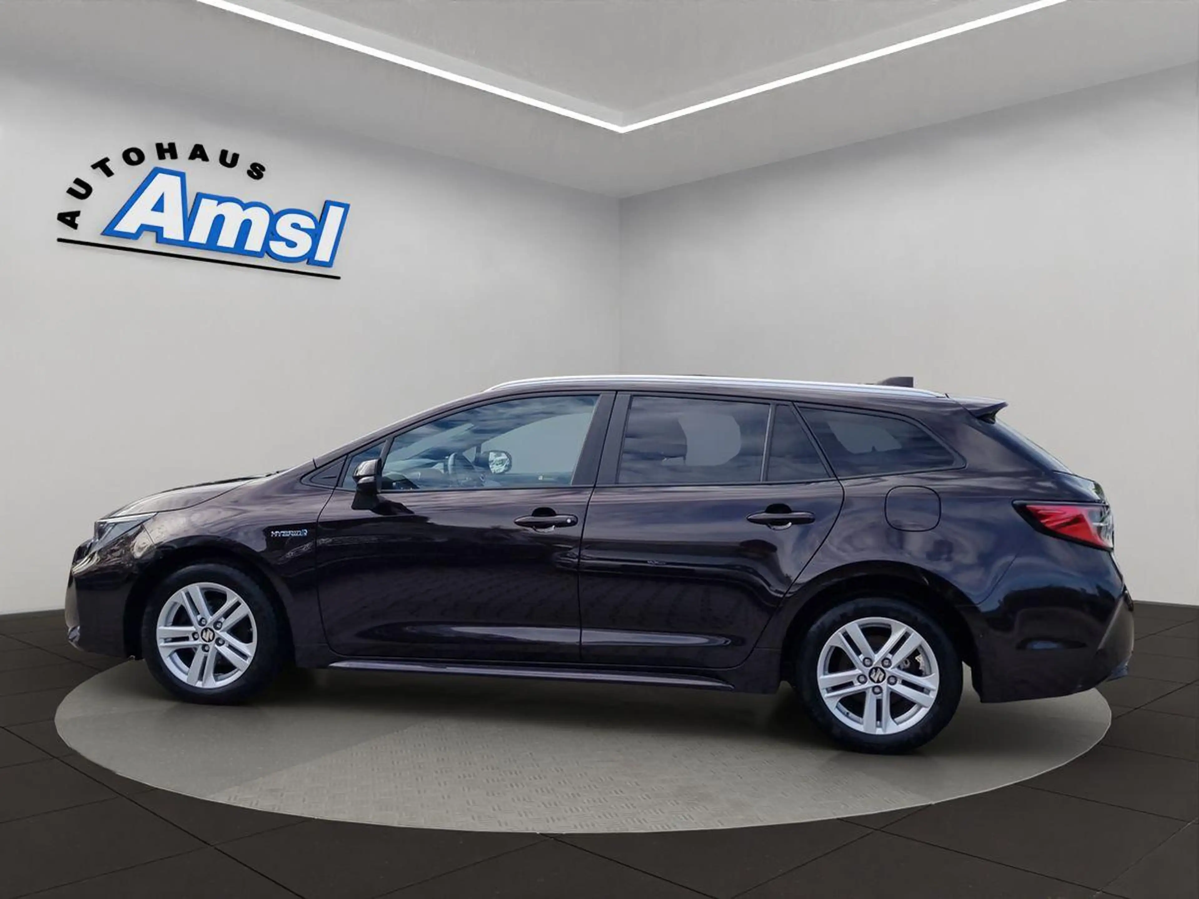 Suzuki Swace 1.8 Hybrid Comfort+ CVT — photo 3