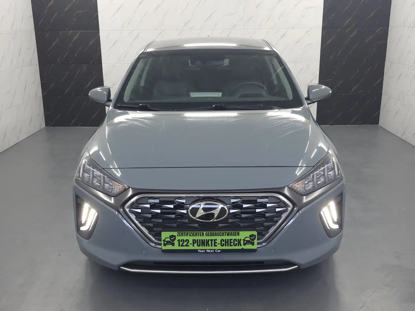 Hyundai IONIQ Premium Plug-In Hybrid+ACC+LED+Kam+Memory Gris - 2