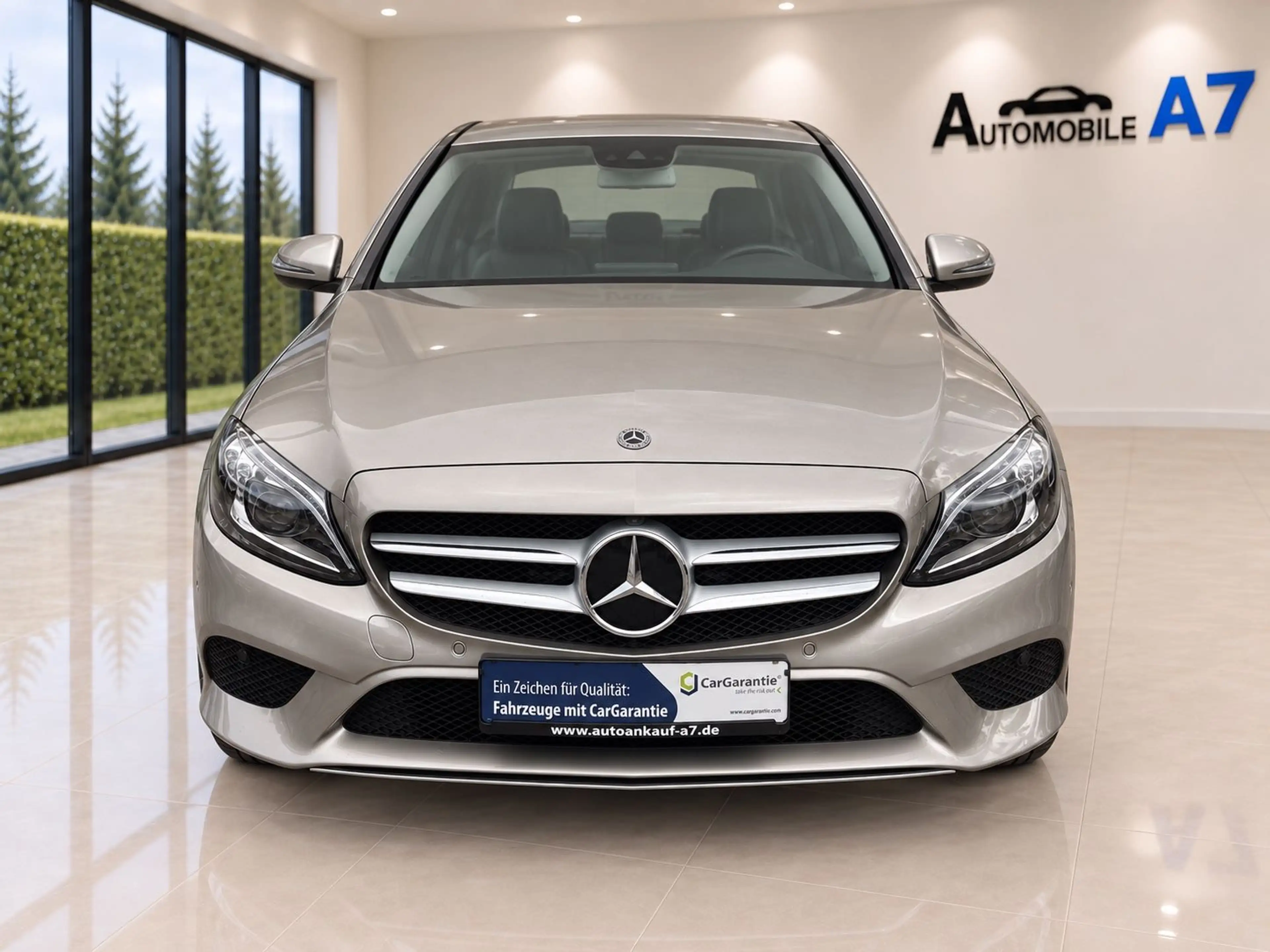Mercedes-Benz C 300 9G-TRONIC Avantgarde — photo 2
