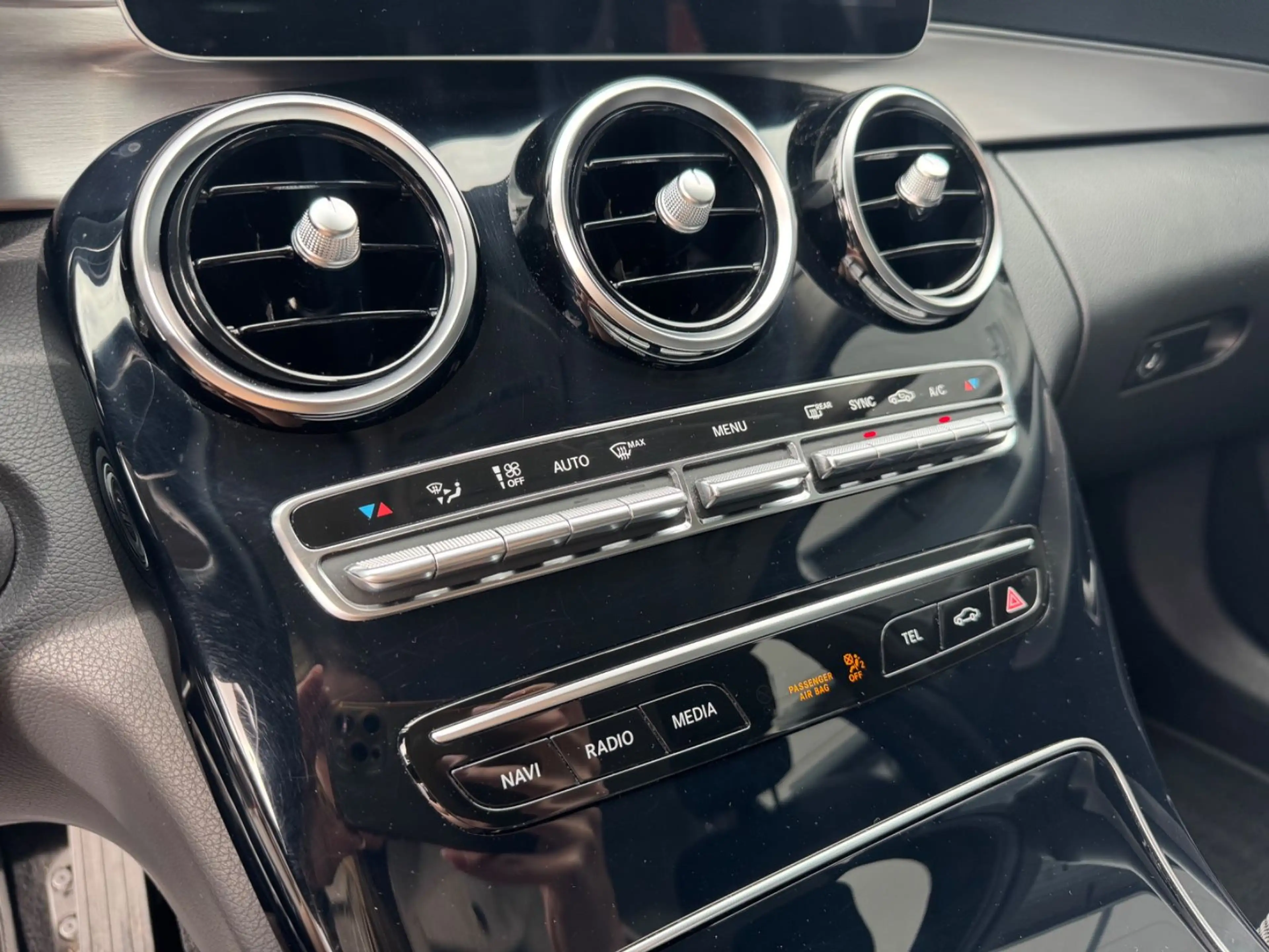 Mercedes-Benz C 300 9G-TRONIC Avantgarde — photo 15