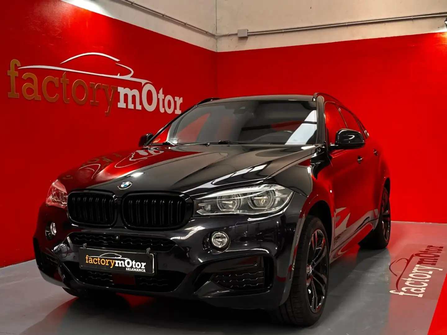 BMW X6 xDrive 30dA Bleu - 2