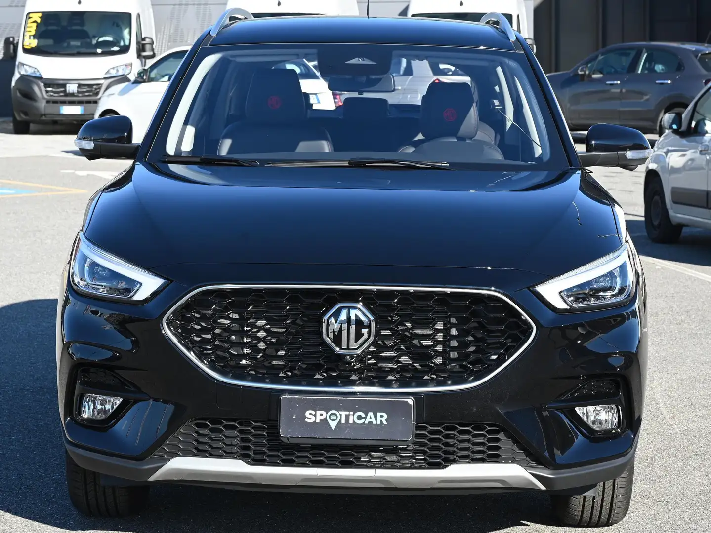 MG ZS 1.5 Classic Luxury Noir - 2