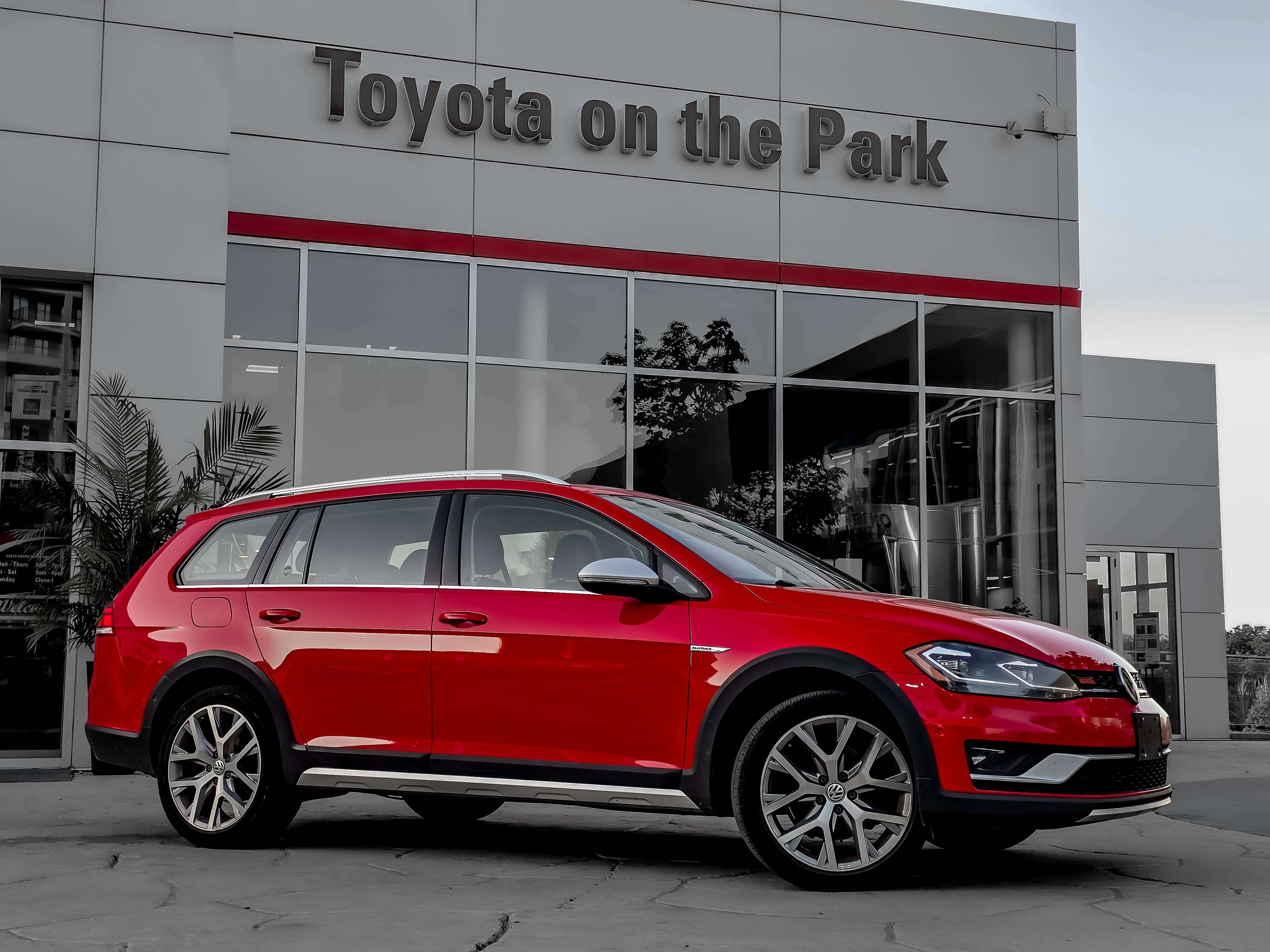 used 2018 Volkswagen Golf car, priced at $21,495