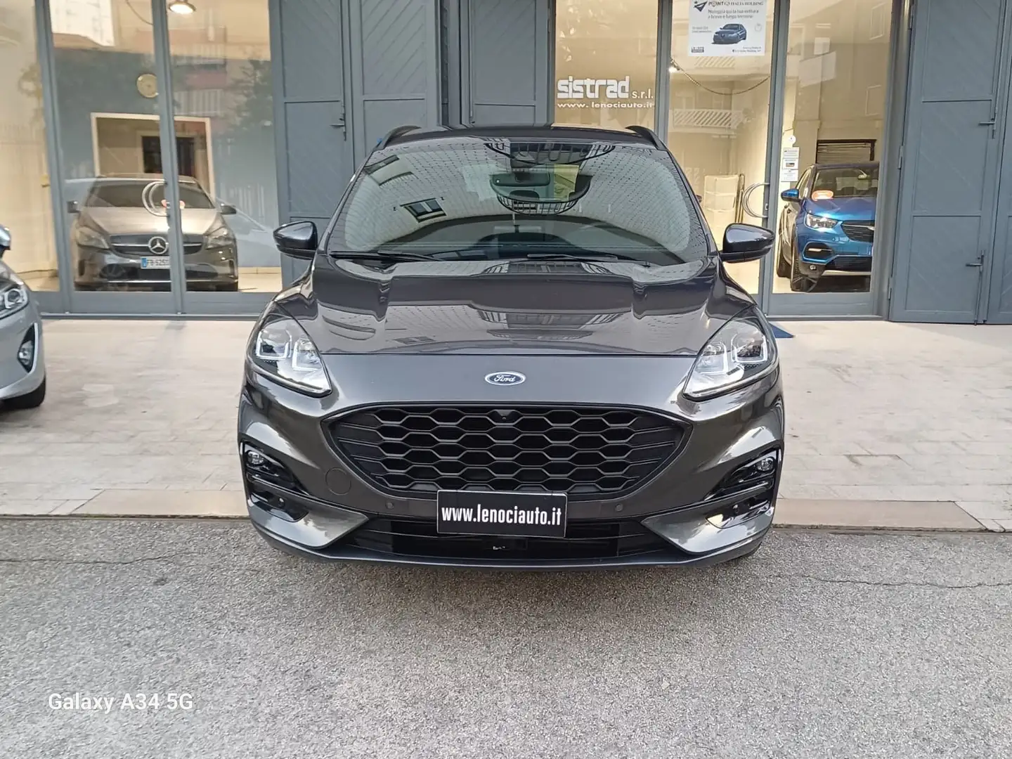 Ford Kuga Kuga III 2020 1.5 ecoblue ST-Line 2wd 120cv auto Grigio - 1
