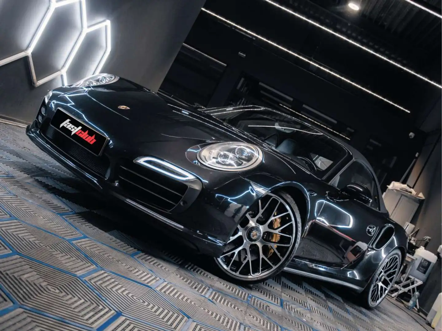 Porsche 991 991 3.8 Turbo S 1st Hand  Full Options Noir - 1