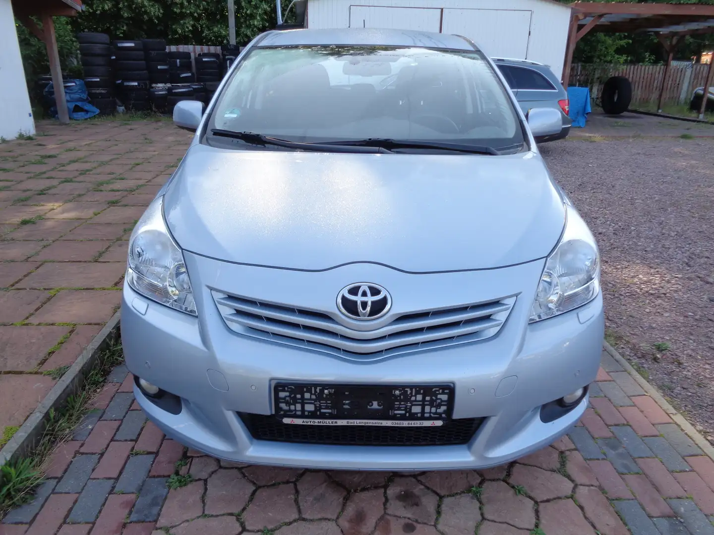 Toyota Verso 1.8 -1.HAND -7-Sitzer -TÜV NEU auf wunsch! Blau - 2