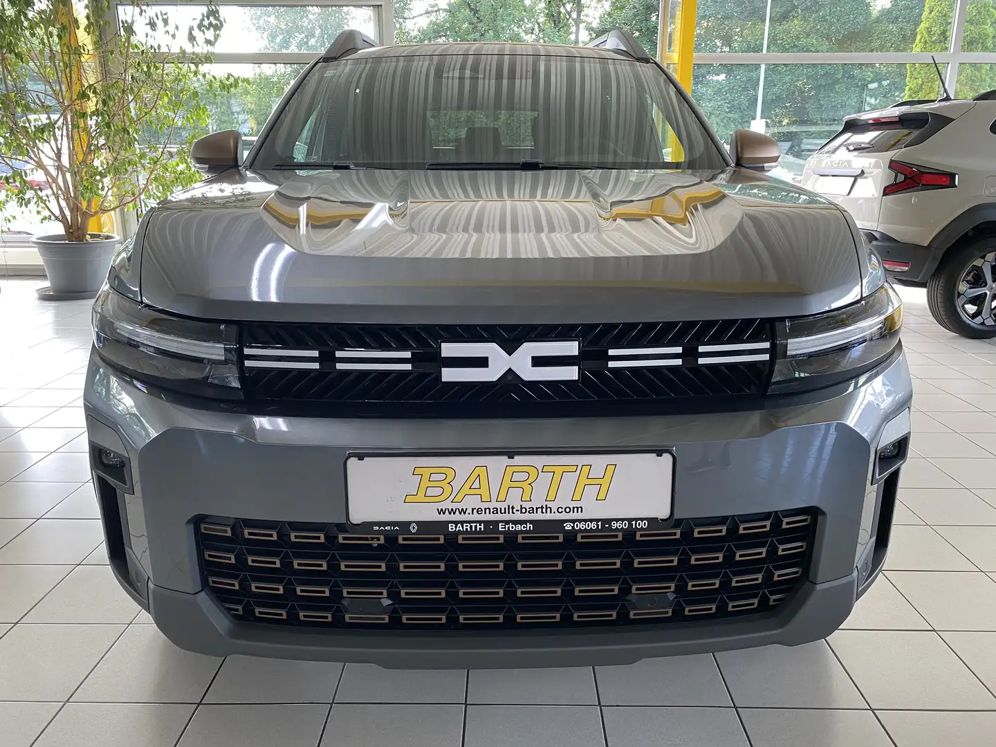 Dacia Bigster TCe 130 Extreme mild Hybrid 4x4 Gris - 2