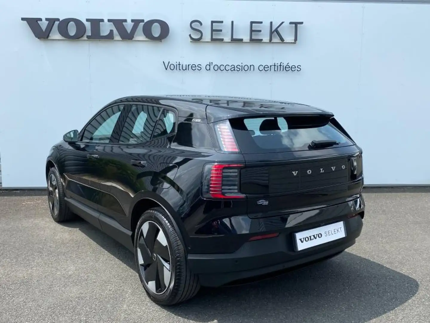 Volvo EX30 Single Extended Range 272ch Ultra - 2