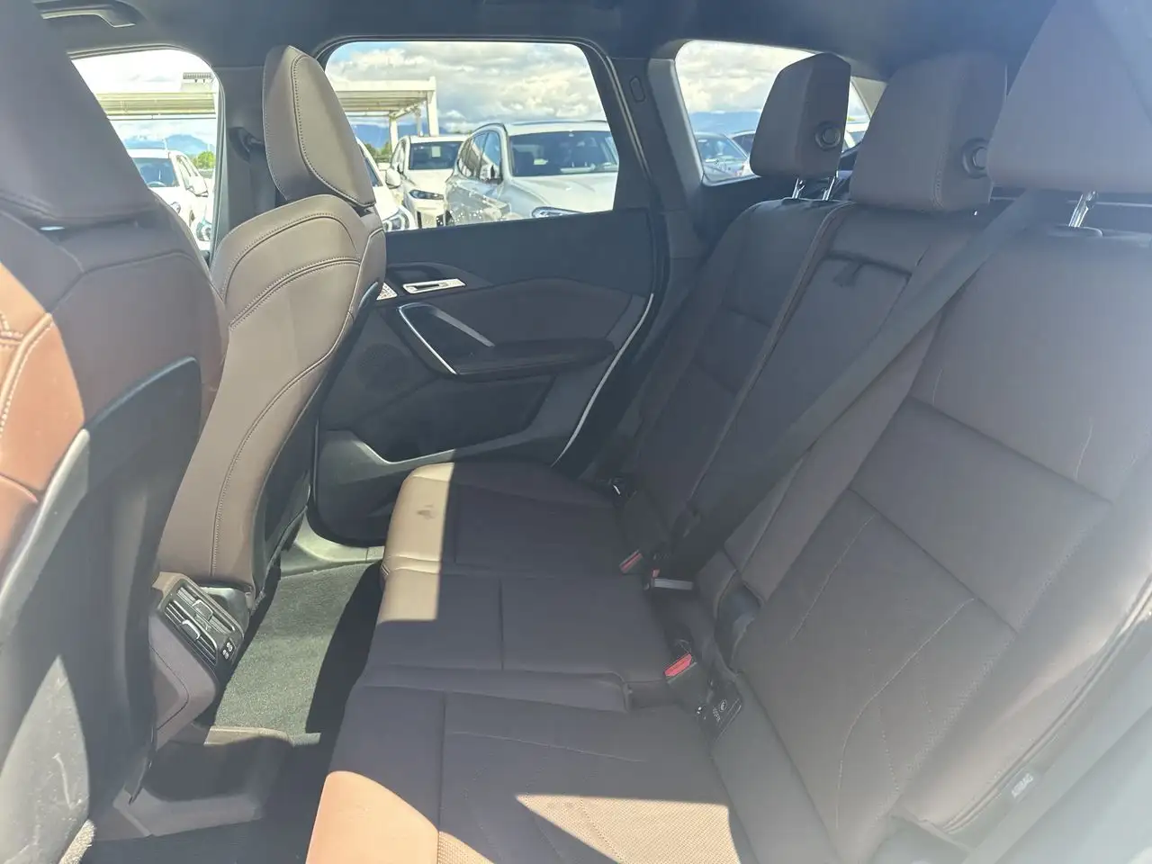 BMW X1 снимка BMW X1
