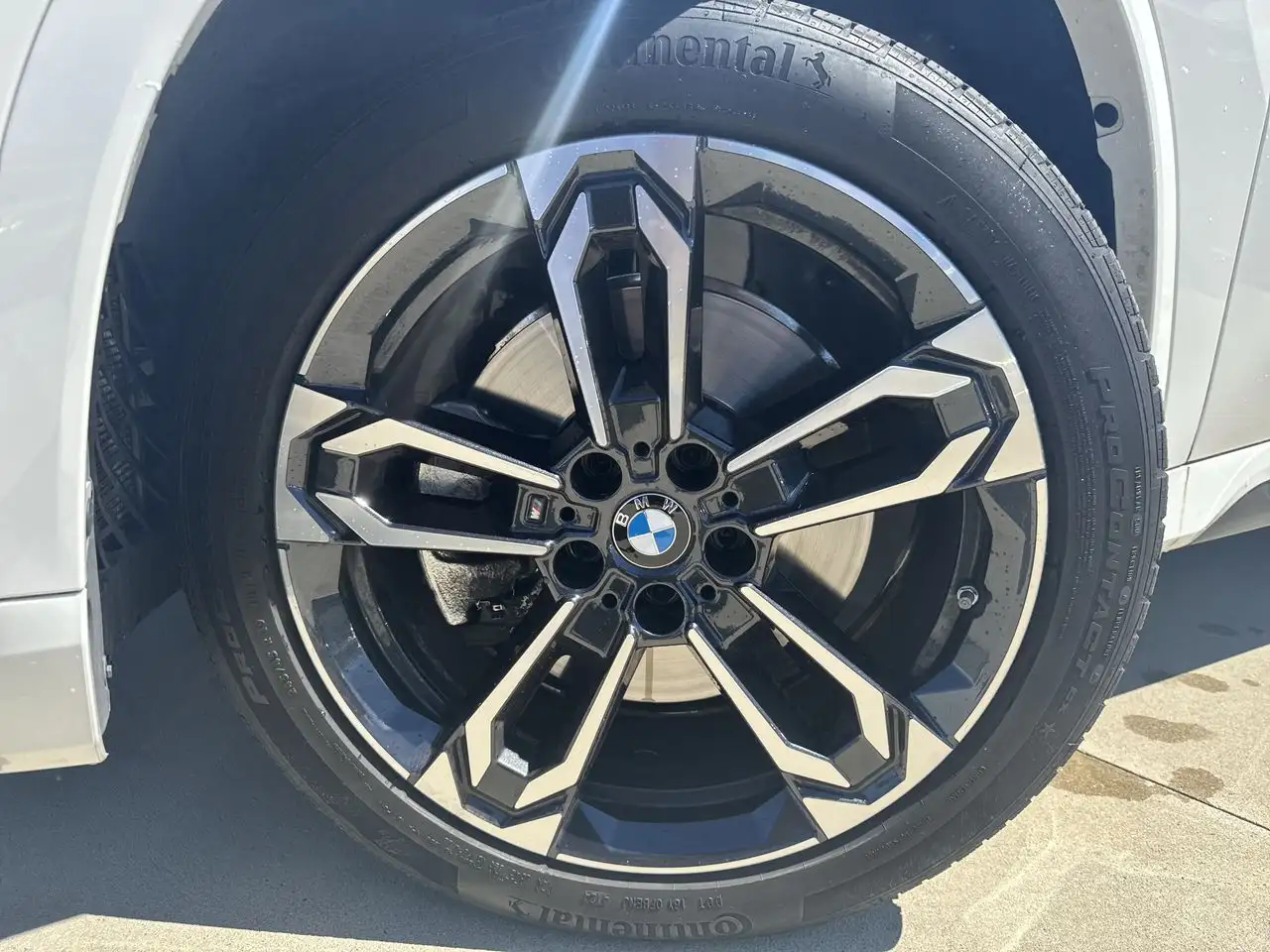 BMW X1 снимка BMW X1