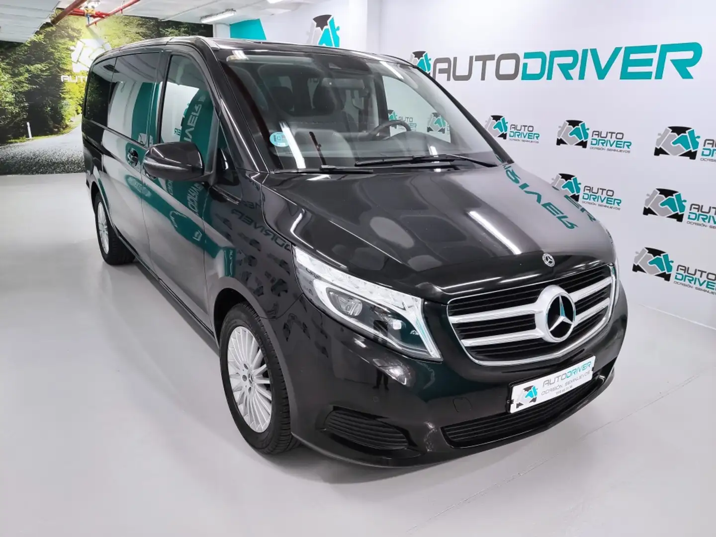 Mercedes-Benz V 220 220d Largo Чорний - 1