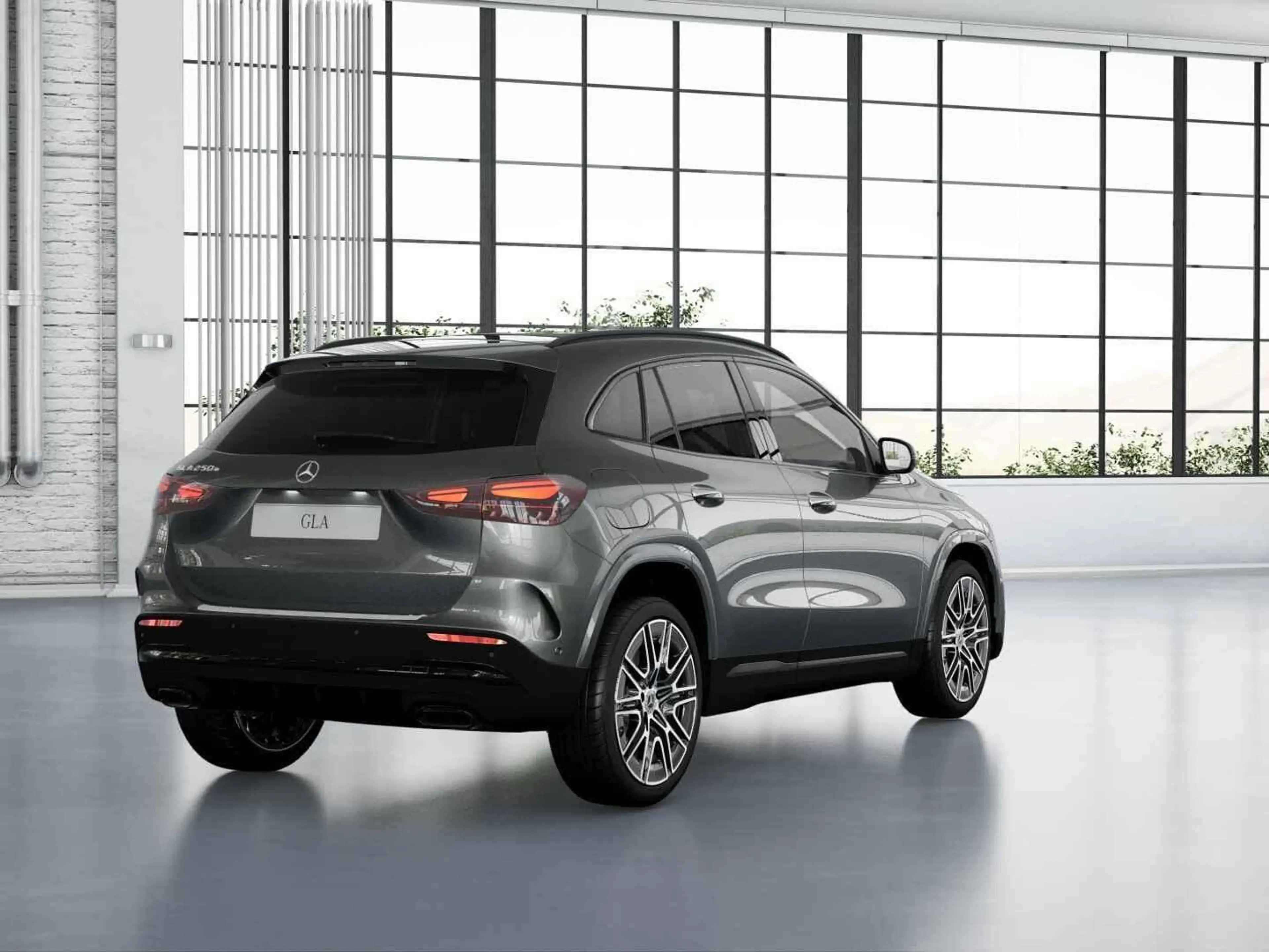 Mercedes-Benz GLA 250 e 140 Years Edition — photo 2