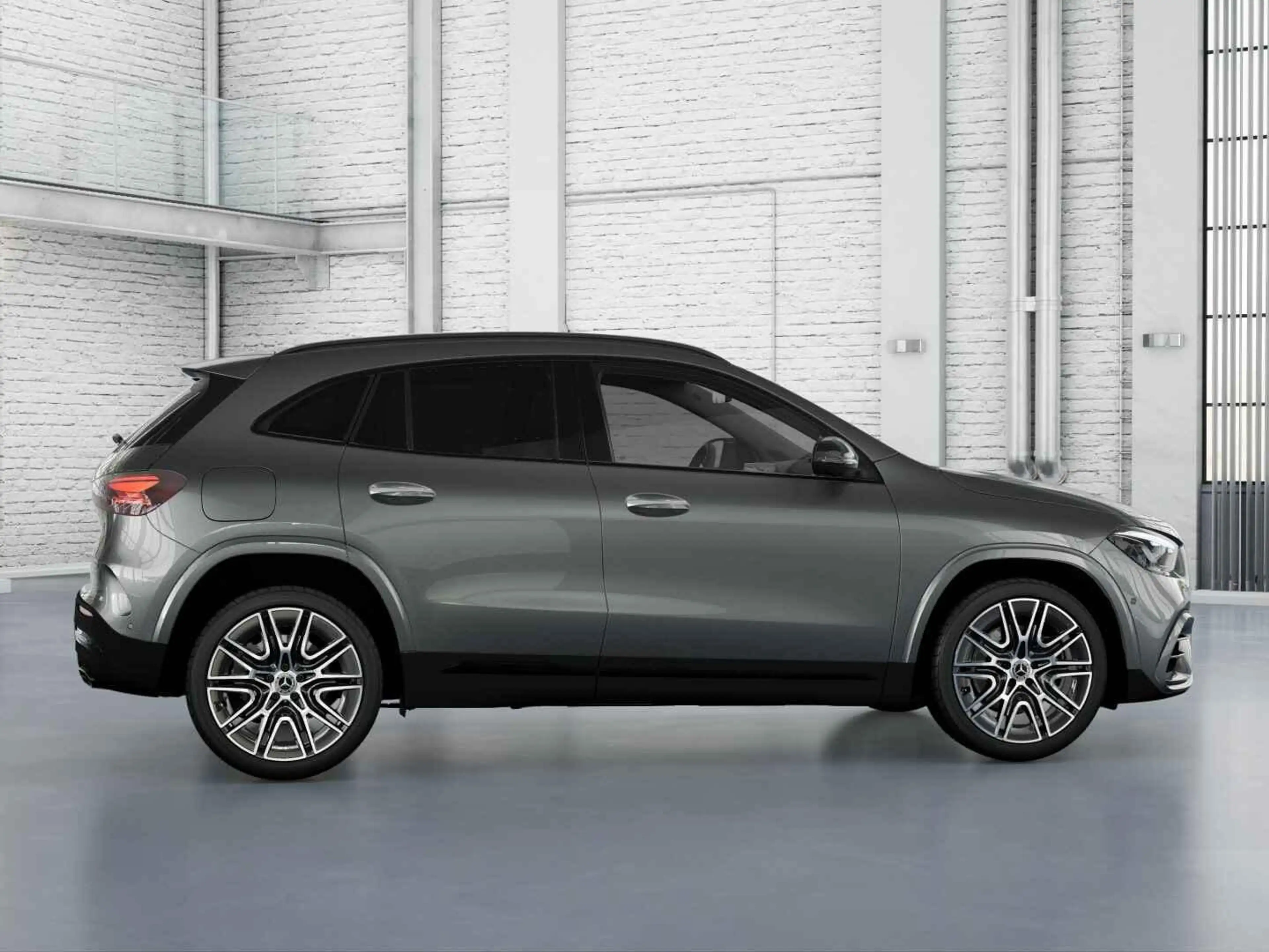 Mercedes-Benz GLA 250 e 140 Years Edition — photo 7