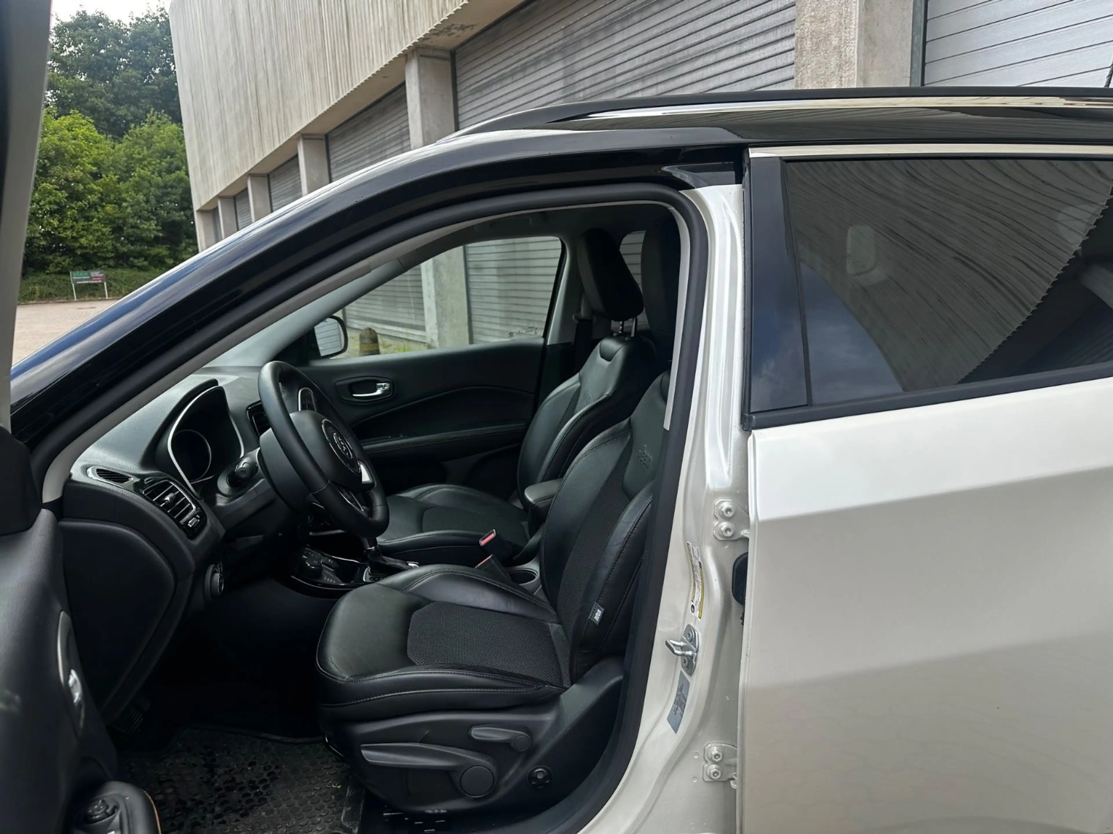 Jeep Compass 1.4M.AIR Open Edition 4WD*weiß Metallic* — photo 7