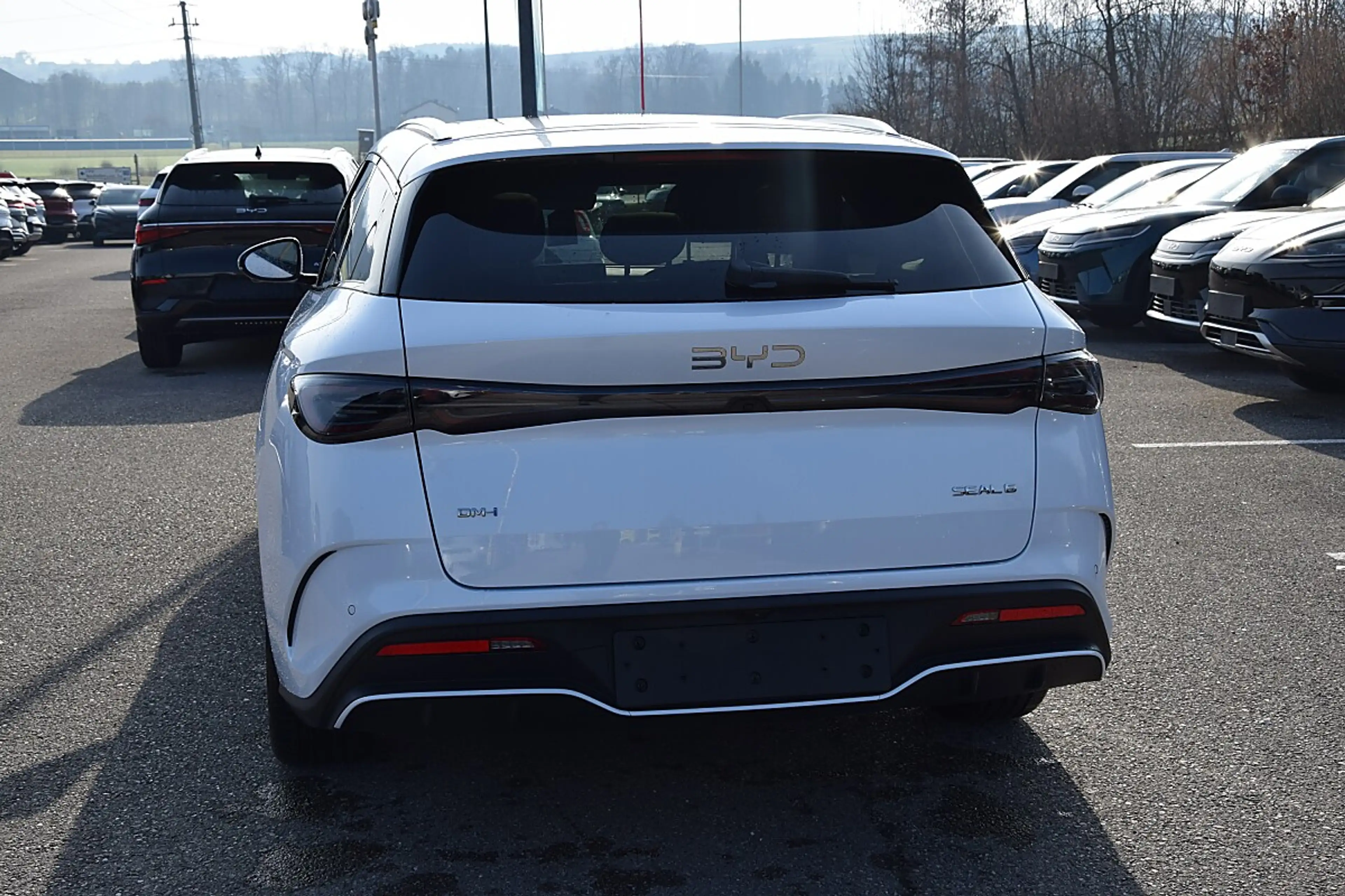 BYD Seal 6 DM-i Touring PHEV 19kWh Comfort Österreich Pake... — photo 4