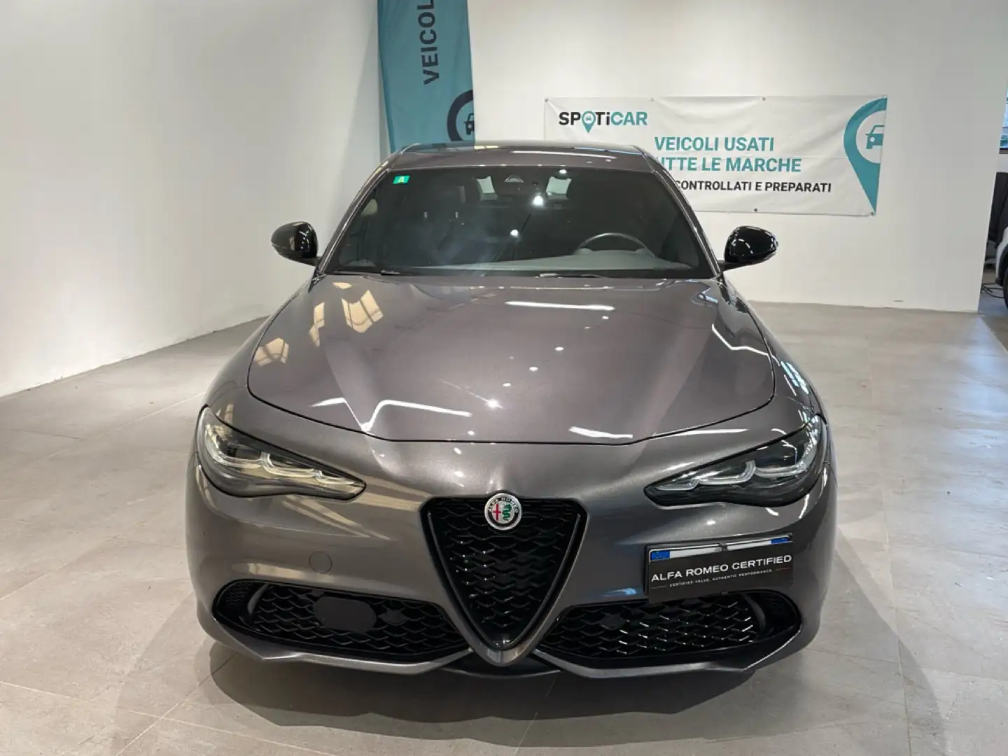 Alfa Romeo Giulia Giulia 2.0 Turbo 280 CV AT8 AWD Q4 Sprint Grau - 2